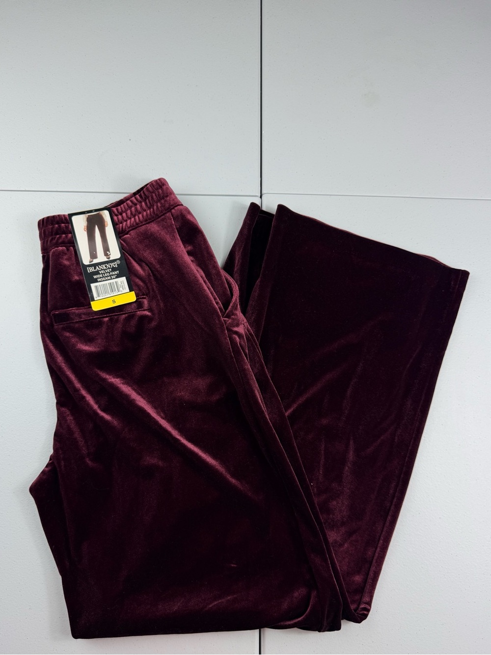 Blank NYC women’s Velvet Track Pants - Burgundy